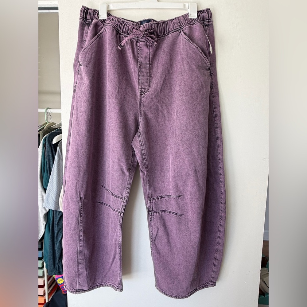 NWT Gap Mid Rise UltraSoft Easy Horseshoe Jeans
